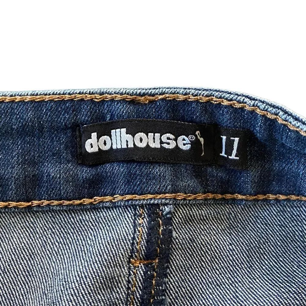 Dollhouse distressed mini jean skirt size 11 - Picture 4 of 8